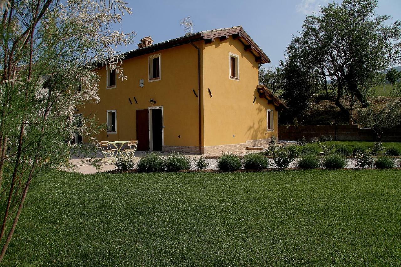 Al Castello Villa San Severino Marche Exterior photo